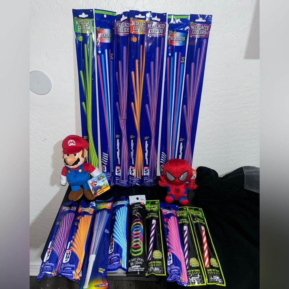 Glow Stick Necklace Set with Plush Toys